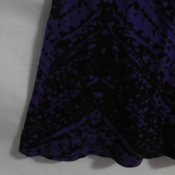 MILEY CYRUS & MAX AZRIA | small | Purple and Black Ribbed Tank Top - Picture 8 of 16